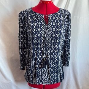 MM47 George Black and White Relaxed Graphic Blouse